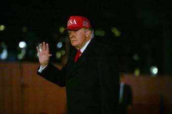 Donald Trump comunicó que los contactos con Irán podrían reanudarse en dos días, mientras Washington explora a Pakistán como posible sede para una nueva ronda.