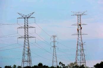 La imagen ilustrativa de torres de transmisión eléctrica.
