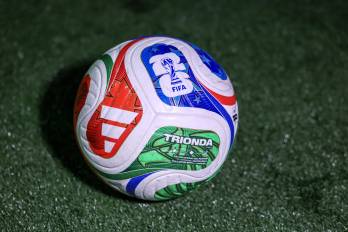 El balón oficial de la Copa Mundial de la FIFA 2026, la Trionda.