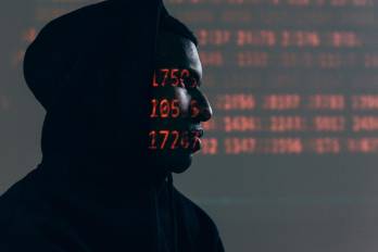 Advierten de amenazas financieras, fraudes con IA y secuestro de datos