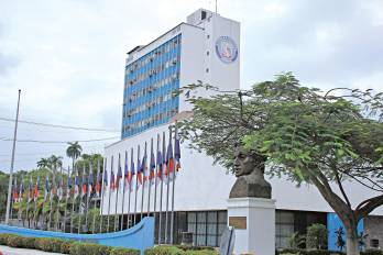 La Comisión de Credenciales aprobó en primer debate las reformas.