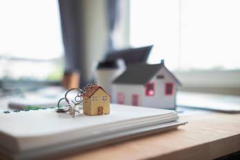 La industria inmobiliaria arrastra una desaceleración acumulada de más del 55% entre 2024 y 2025.