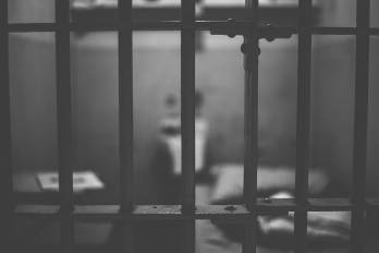 Samuel Hudson fue condenado a 38 años de prisión por violación a sus hijastros y 9 años por sustracción de libertad a Aderly.