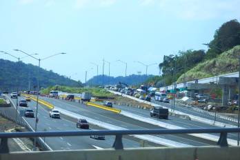 La autopista Arraiján-La Chorrera.