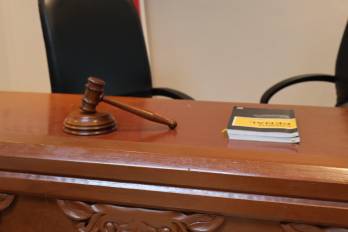 Sala de juicio en Panamá.