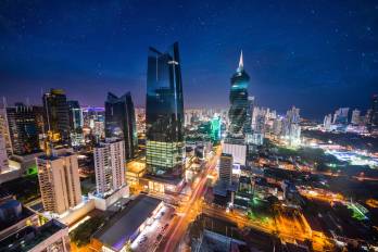 La economía nocturna en Panamá movió más de $1,000 millones en 2024, pero aún no logra recuperarse.