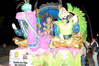 Para comodidad del público va a haber graderías.