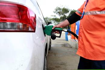Se espera una reducción en el precio del combustible.