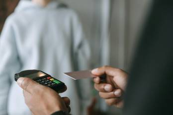 La confianza agregada del consumidor no es un indicador fiable de las tendencias macroeconómicas.