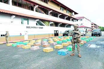 Decomiso de drogas en un puerto de Colón.