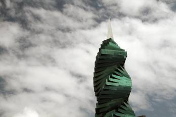 Panamá apuesta por la inteligencia artificial y los semiconductores, pero el desafío será convertir los anuncios en formación, inclusión y resultados concretos.