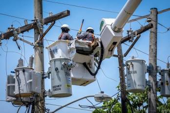 Aramburú destacó la importancia de atraer empresas con experiencia, capacidad técnica y solvencia financiera para participar en el desarrollo del sector eléctrico.