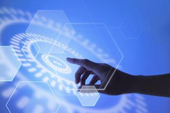 Tras registrar interesantes picos en el año 2021, los múltiplos de valoración de los ingresos de las empresa fintech han caído, en promedio, de 20x a 4x; mientras que en el último año, la financiación también se ha reducido pasando de 70% a casi un 50%.