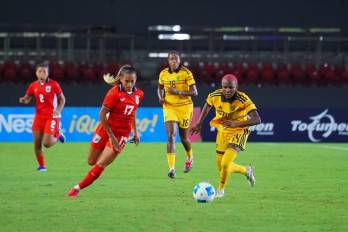 La jugadora de la selección femenina de Panamá, Emily Cedeño.