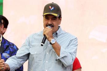 De acuerdo con CNN, más de una docena de estadounidenses fueron detenidos por las autoridades venezolanas durante la administración de Maduro.