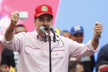 La demanda presentada en una corte federal de Brooklyn acusa a Nicolás Maduro de ordenar ejecuciones extrajudiciales mediante las extintas Fuerzas de Acciones Especiales (FAES).