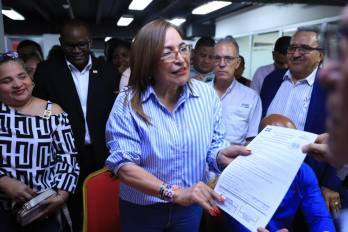 Balbina Herrera se postuló para la Secretaría General del PRD.