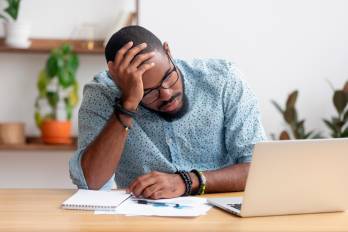 Estudio revela que la discriminación laboral por edad en Panamá persiste.
