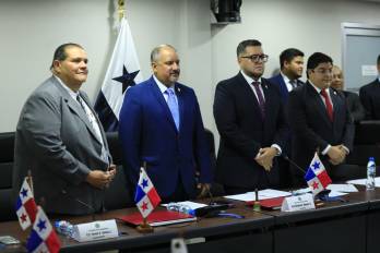 Nueva junta directiva de la Comisión de Presupuesto de la Asamblea Nacional.