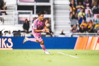 El delantero del Inter Miami, Luis Suárez celebrando uno de sus goles.