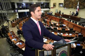 El diputado José Pérez Barboni encabezó la propuesta de rescatar los dos proyectos anticorrupción presentado por el MInisterio Público.