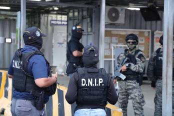 Según la Policía Nacional, las pesquisas buscan ahora identificar la totalidad de las responsabilidades.