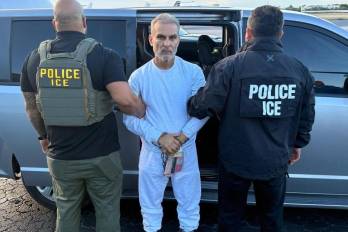 Serrano permanecía bajo custodia del Servicio de Inmigración y Control de Aduanas (ICE) de Estados Unidos desde agosto de 2025.
