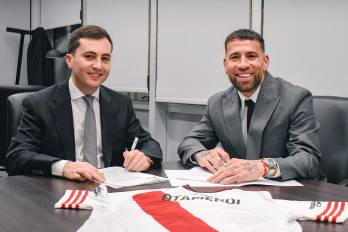 Nicolás Otamendi ficha por el River Plate.