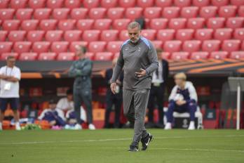 El entrenador, Ange Postecoglou.