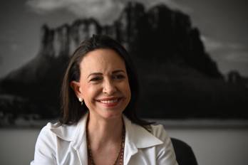 La opositora política sostiene que Maduro robó la elección, y publicó en un sitio web copias de las actas de las máquinas de votación.