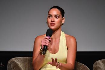 Actriz Adria Arjona.