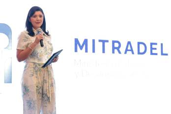 La ministra de Trabajo y Desarrollo Laboral (Mitradel), Jackeline Muñoz