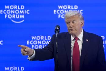 El presidente de Estados Unidos confundió Islandia con Groenlandia para el asombro del Foro de Davos.