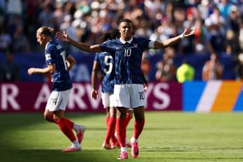 El delantero de Francia Kylian Mbappé (10) celebra tras marcar el tercer gol de su selección durante el partido del Grupo I de la Copa Mundial de la FIFA 2026 entre Francia y Senegal, disputado en el estadio de Nueva York/Nueva Jersey, en East Rutherford, el 16 de junio.