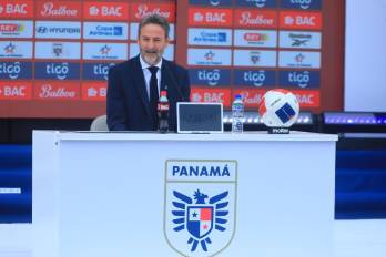 Christiansen reveló durante la conferencia de prensa que al final a cabo que solo podía llevar 26 jugadores y confía en los jugadoras que seleccionó.