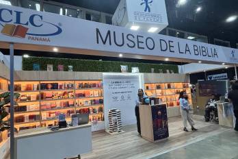 El stand ubicado en la Feria Internacional del Libro estará hasta el domingo 30 de agosto.