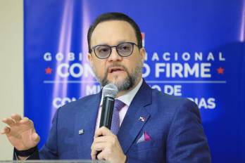 Moltó recordó que desde diciembre de 2023 el costo acumulado del mantenimiento supera los 360 millones de dólares.