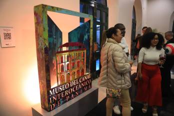 El espacio combina investigación histórica, recursos tecnológicos y testimonios que permiten mirar el Canal de forma más humana.