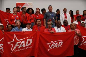 Miembros del FAD que participaron en la convención constitutiva del partido, este domingo 24 de agosto de 2025.