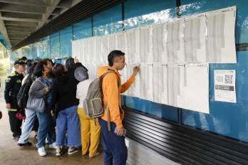 Los colegios electorales de Colombia abrieron para una jornada en la que se elegirá a los miembros del Senado y la Cámara de Representantes para el periodo 2026-2030.