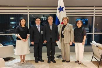 Zhang se convierte en el tercer embajador de China en Panamá,