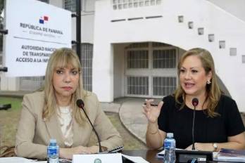 Santamaría de Latorraca respondió que, antes de hacer el nombramiento, consultó tanto a la Procuraduría de la Administración como a la Antai.