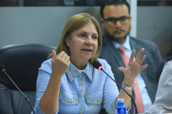 La ministra de Gobierno, Dinoska Montalvo.