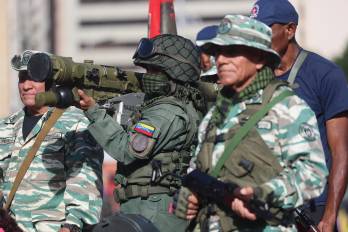Venezuela realiza ejercicios ante cualquier “violencia bélica”