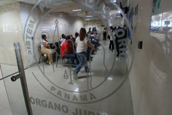 La decisión fue adoptada por la jueza de garantías del Sistema Penal Acusatorio del Primer Circuito Judicial de Panamá, Kerine Jaén.