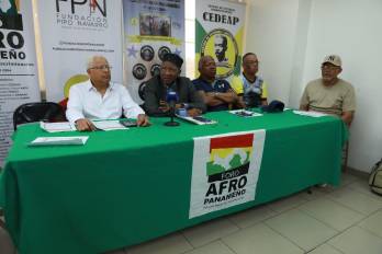 Conferencia de prensa de la Fundación Pipo Navarro y el Centro de Estudios Afropanameño, este sábado, en el Centro Comunitario Sidney Young, Verada Afroantillana Río Abajo.