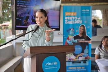 La autora, conferencista y modelo panameña Sheldry Sáez fue presentada oficialmente como embajadora de buena voluntad de Unicef en Panamá.