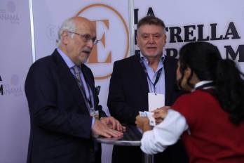 Héctor Viñuales, presidente de la Federación Económica de Tucumán (FET), y Domingo Amaya, presidente del Ente Tucumán Turismo.