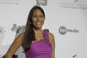 Tatiana Fernández Geara, directora y guionista, en la alfombra azul del IFF 2026.