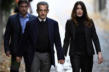 Nicolas Sarkozy, expresidente de Francia, ingresó este martes en la prisión de La Santé para cumplir una condena de cinco años por financiación ilegal de su campaña electoral.